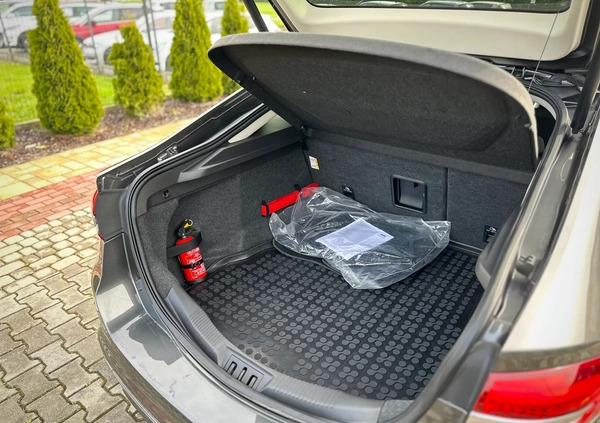 Ford Mondeo cena 109700 przebieg: 117000, rok produkcji 2020 z Brok małe 781